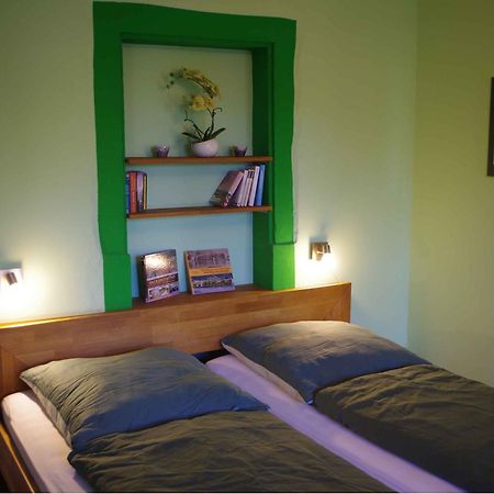 Ferien-Wohnung Am Menzer-Park Неккарґемюнд Екстер'єр фото